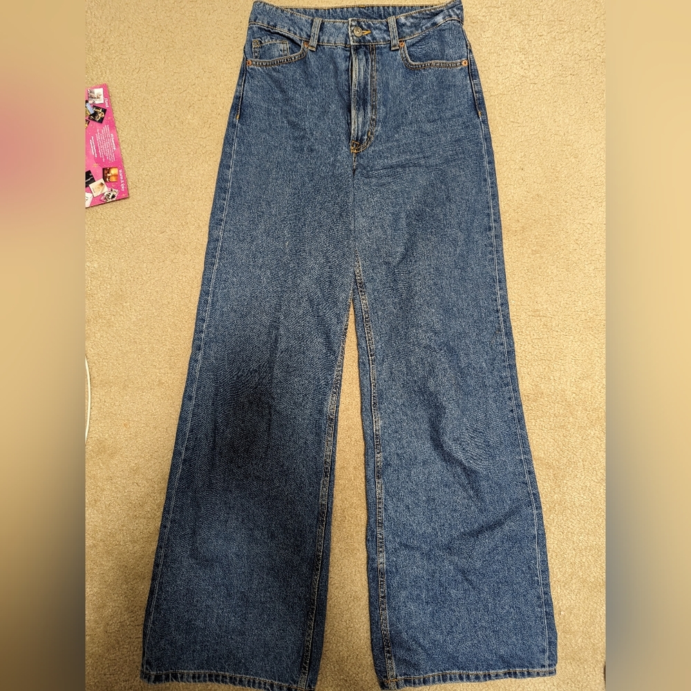 SOLD - High waist wide leg jeans